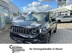 Schwarz (solid black) Neu 2024 Jeep Renegade SUV | 33.590 € (Fairer Preis)