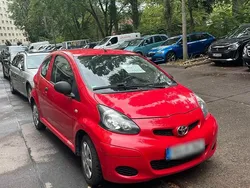 Rot Gebraucht 2009 Toyota Aygo Kleinwagen | 1.500 € (Fairer Preis)