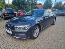Arktikgrau brillanteffekt Gebraucht 2016 BMW 730 Limousine | 25.750 € (Guter Preis)