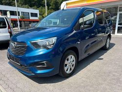 Blau Gebraucht 2023 Opel Combo Life Elegance Kombi | 15.790 € (Etwas zu teuer)