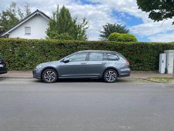 Grau Gebraucht 2018 VW Golf VII Join Kombi | 9.999 € (Guter Preis)