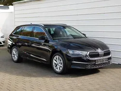 Schwarz blackmagic Neu 2024 Skoda Octavia Selection Kombi | 32.490 € (Guter Preis)