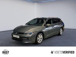 Grau Gebraucht 2024 VW Golf VIII Style Kombi | 29.960 € (Fairer Preis)