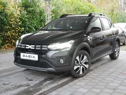 Schwarz Neu 2025 Dacia Sandero Expression Limousine | 21.770 €