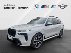 Mineralweiß Gebraucht 2024 BMW X7 Sport Line SUV | 101.702 € (Superpreis)