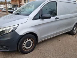 Silber Gebraucht 2020 Mercedes Vito Van / Kleinbus | 13.900 € (Fairer Preis)