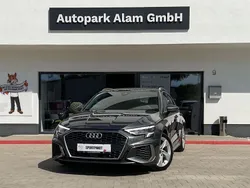 Daytonagrau perleffekt Gebraucht 2022 Audi A3 Sportback S-Line Limousine | 25.999 € (Fairer Preis)
