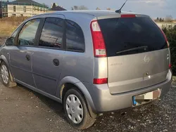 Silber Gebraucht 2003 Opel Meriva Essentia Van / Kleinbus | 1.500 € (Fairer Preis)
