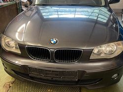 Grau Gebraucht 2006 BMW 120 Kleinwagen | 3.600 € (Fairer Preis)