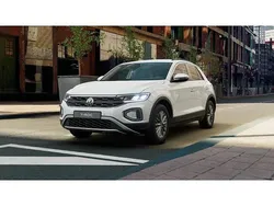 Pure white Gebraucht 2024 VW T-Roc Life SUV | 21.900 € (Guter Preis)