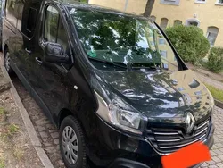 Schwarz Gebraucht 2017 Renault Trafic Van | 18.500 €