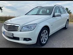 Weiß Gebraucht 2009 Mercedes C220 Kombi | 3.300 € (Teuer)