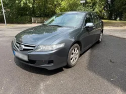 Grau Gebraucht 2006 Honda Accord Limousine | 3.500 € (Fairer Preis)
