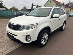 Schneeweiss Gebraucht 2012 Kia Sorento Vision SUV | 12.350 € (Etwas zu teuer)
