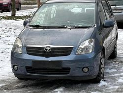 Gebraucht 2004 Toyota Corolla Verso Van / Kleinbus | 2.100 € (Guter Preis)