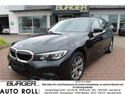 Schwarz Gebraucht 2020 BMW 320 Advantage Kombi | 25.970 € (Fairer Preis)