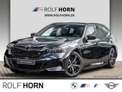 Saphirschwarz metallic Gebraucht 2024 BMW i5 Comfort Edition Limousine | 79.970 € (Etwas zu teuer)