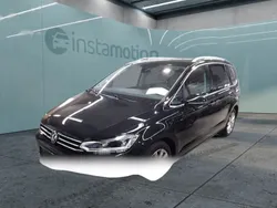 Schwarz Gebraucht 2024 VW Touran Highline Van / Kleinbus | 41.050 € (Teuer)