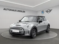 Moonwalk grey Gebraucht 2022 Mini Cooper SE Hatch Kleinwagen | 16.880 € (Guter Preis)