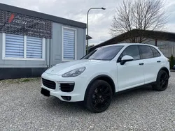 Weiß Gebraucht 2016 Porsche Cayenne S SUV | 37.500 € (Fairer Preis)