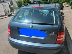 Grau Gebraucht 2005 Skoda Fabia Kombi | 2.200 € (Teuer)
