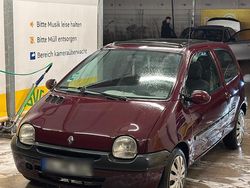 Rot Gebraucht 2001 Renault Twingo Kleinwagen | 1.550 € (Fairer Preis)