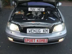 Grau Gebraucht 2004 Opel Omega Kombi | 8.995 €
