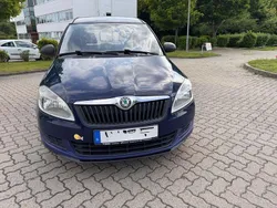 Blau Gebraucht 2011 Skoda Roomster Kombi | 1.400 € (Guter Preis)