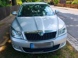 Gebraucht 2013 Skoda Octavia Kombi | 2.990 € (Fairer Preis)