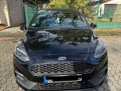 Violett Gebraucht 2018 Ford Fiesta ST Kleinwagen | 12.400 € (Guter Preis)