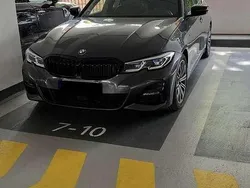 Grau Gebraucht 2021 BMW 320 M Sport Kombi | 29.799 € (Guter Preis)