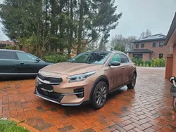 Braun Gebraucht 2022 Kia XCeed Platinum SUV | 22.900 € (Fairer Preis)