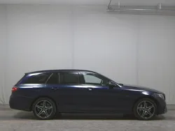 Blau Gebraucht 2020 Mercedes E300 AMG line Kombi | 22.480 € (Superpreis)