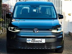 Grau Gebraucht 2022 VW Caddy Maxi Life Van / Kleinbus | 34.900 € (Etwas zu teuer)