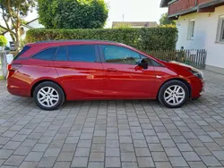 Rot Gebraucht 2022 Opel Astra Edition Kombi | 16.000 € (Superpreis)