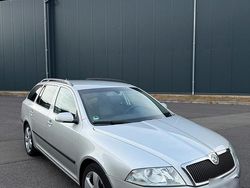 Silber Gebraucht 2005 Skoda Octavia Kombi | 3.399 € (Etwas zu teuer)
