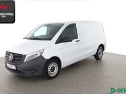 Weiss Gebraucht 2021 Mercedes Vito Van / Kleinbus | 25.880 € (Superpreis)