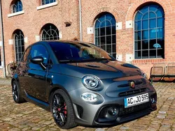 Grau Gebraucht 2022 Abarth 595 Kleinwagen | 22.950 € (Fairer Preis)