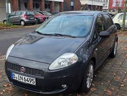 Grau Gebraucht 2009 Fiat Grande Punto Dynamic Kleinwagen | 3.500 € (Fairer Preis)