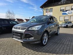 Grau Gebraucht 2016 Ford Kuga Individual SUV | 13.490 € (Fairer Preis)