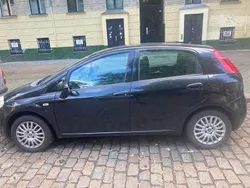 Schwarz Gebraucht 2009 Fiat Grande Punto Kleinwagen | 1.950 € (Guter Preis)