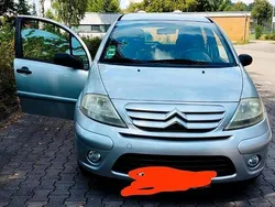 Silber Gebraucht 2006 Citroën C3 Kleinwagen | 550 €