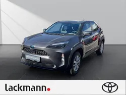 Grau Gebraucht 2024 Toyota Yaris Cross Comfort SUV | 24.990 € (Guter Preis)