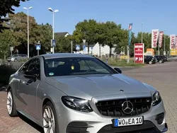 Grau Gebraucht 2017 Mercedes E400 Coupé | 31.500 € (Fairer Preis)