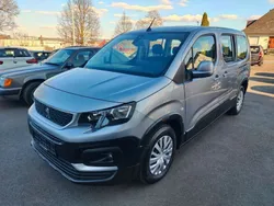Grau Gebraucht 2020 Peugeot Rifter Active Van / Kleinbus | 16.900 € (Guter Preis)