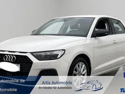 Weiß Gebraucht 2019 Audi A1 Sportback Ambiente Kleinwagen | 17.490 € (Fairer Preis)