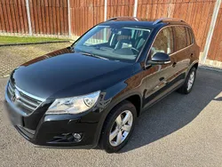Schwarz Gebraucht 2009 VW Tiguan SUV | 10.250 € (Etwas zu teuer)
