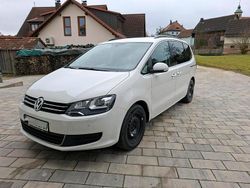 Weiß Gebraucht 2011 VW Sharan Van / Kleinbus | 10.499 € (Etwas zu teuer)