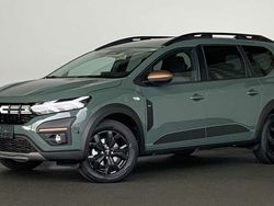 Grün Gebraucht 2024 Dacia Jogger Extreme Van / Kleinbus | 22.470 € (Fairer Preis)