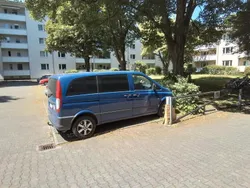 Blau Gebraucht 2009 Mercedes Vito Van / Kleinbus | 7.400 €